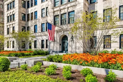 3BR House for Sale in Chicago, IL