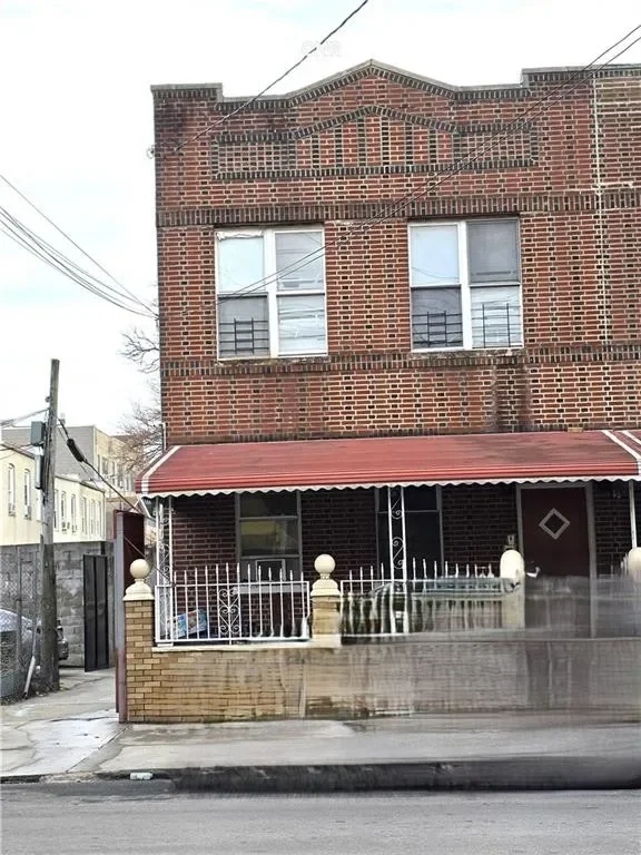 9BR Multi-Family for Sale in Brooklyn, NY
