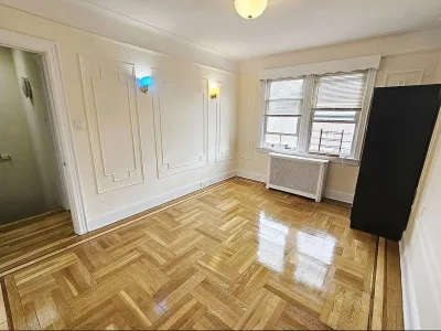 2BR House for Rent in Queens, NY