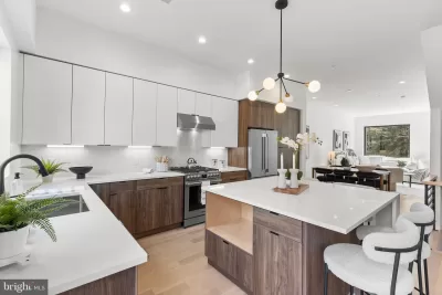 4BR Townhouse for Sale in Philadelphia, PA