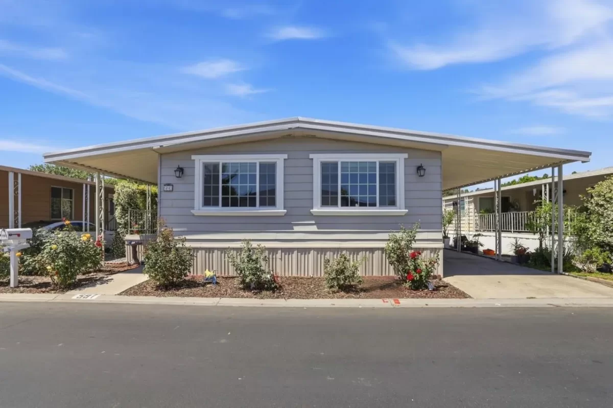 2BR Mobile Home for Sale in San Jose, CA
