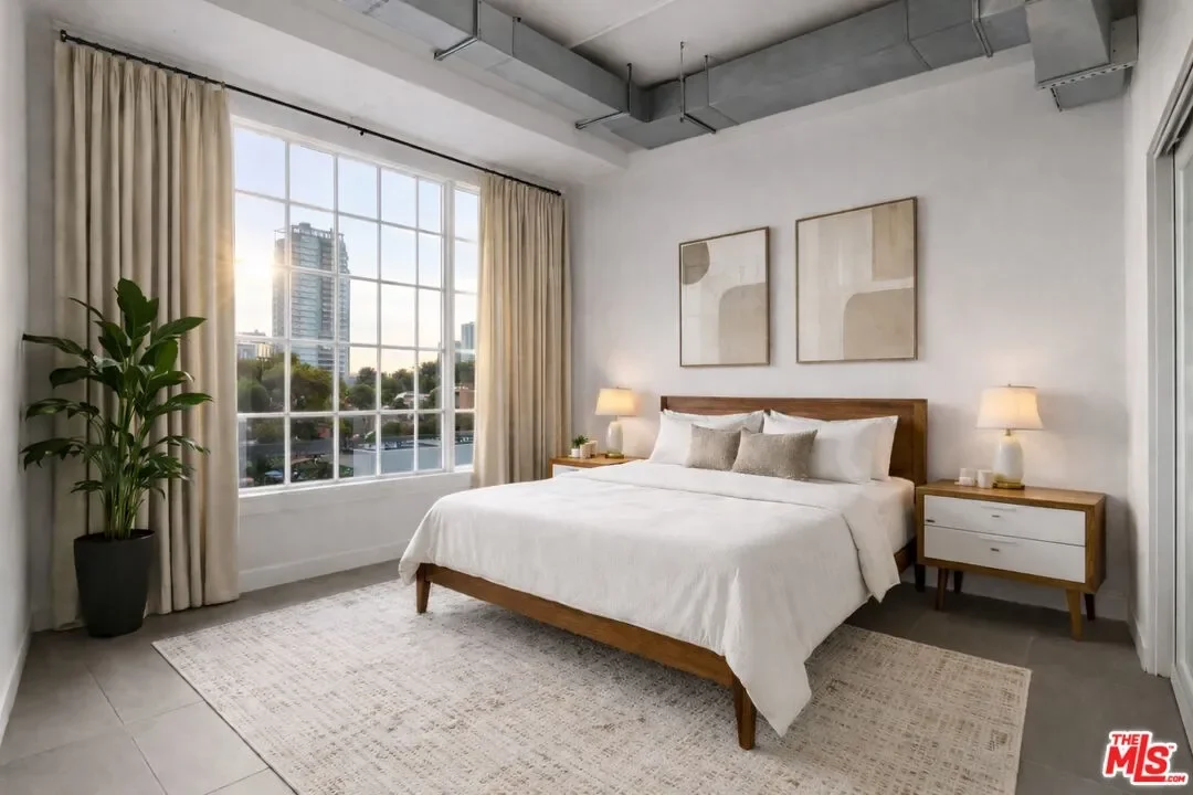 2BR Condo for Sale in Los Angeles, CA