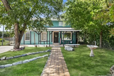 4BR House for Sale in San Antonio, TX