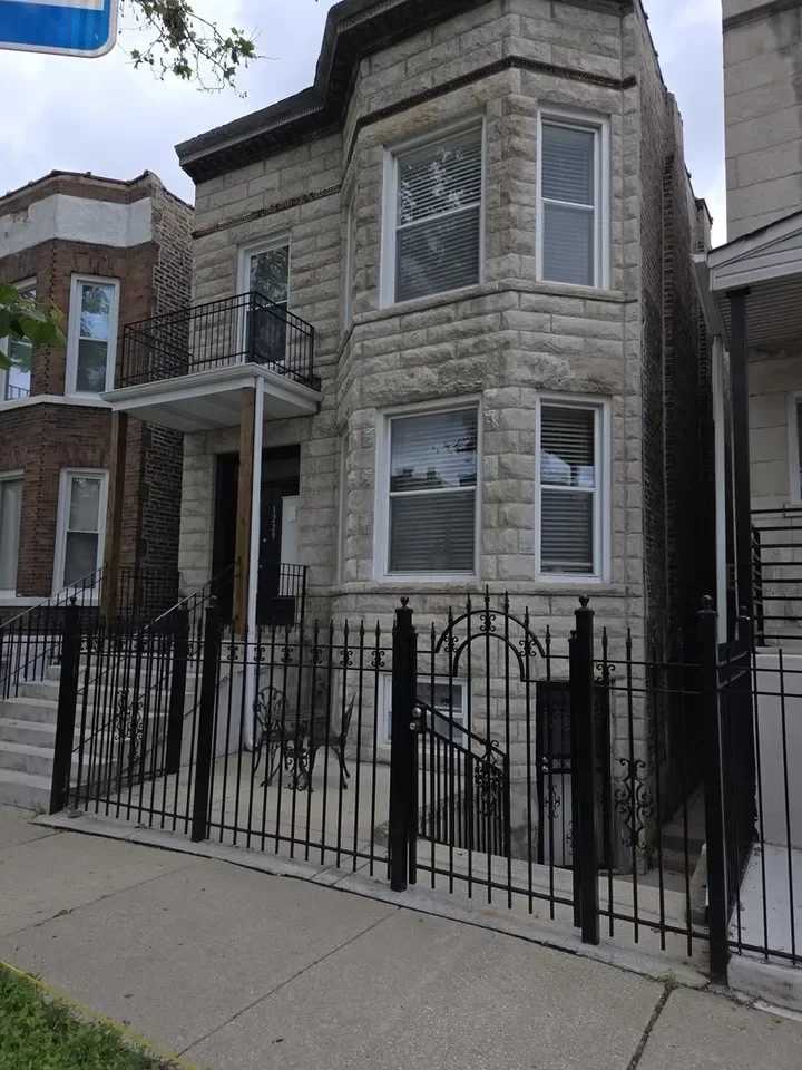 3BR House for Rent in Chicago, IL