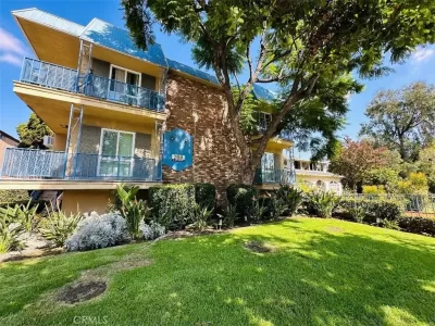 2BR House for Rent in Pasadena, CA
