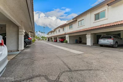 2BR Townhouse for Rent in Phoenix, AZ