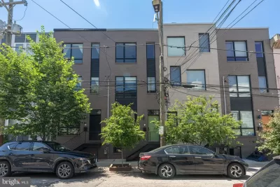 4BR Townhouse for Sale in Philadelphia, PA