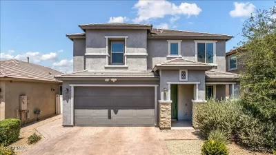 4BR House for Sale in Phoenix, AZ