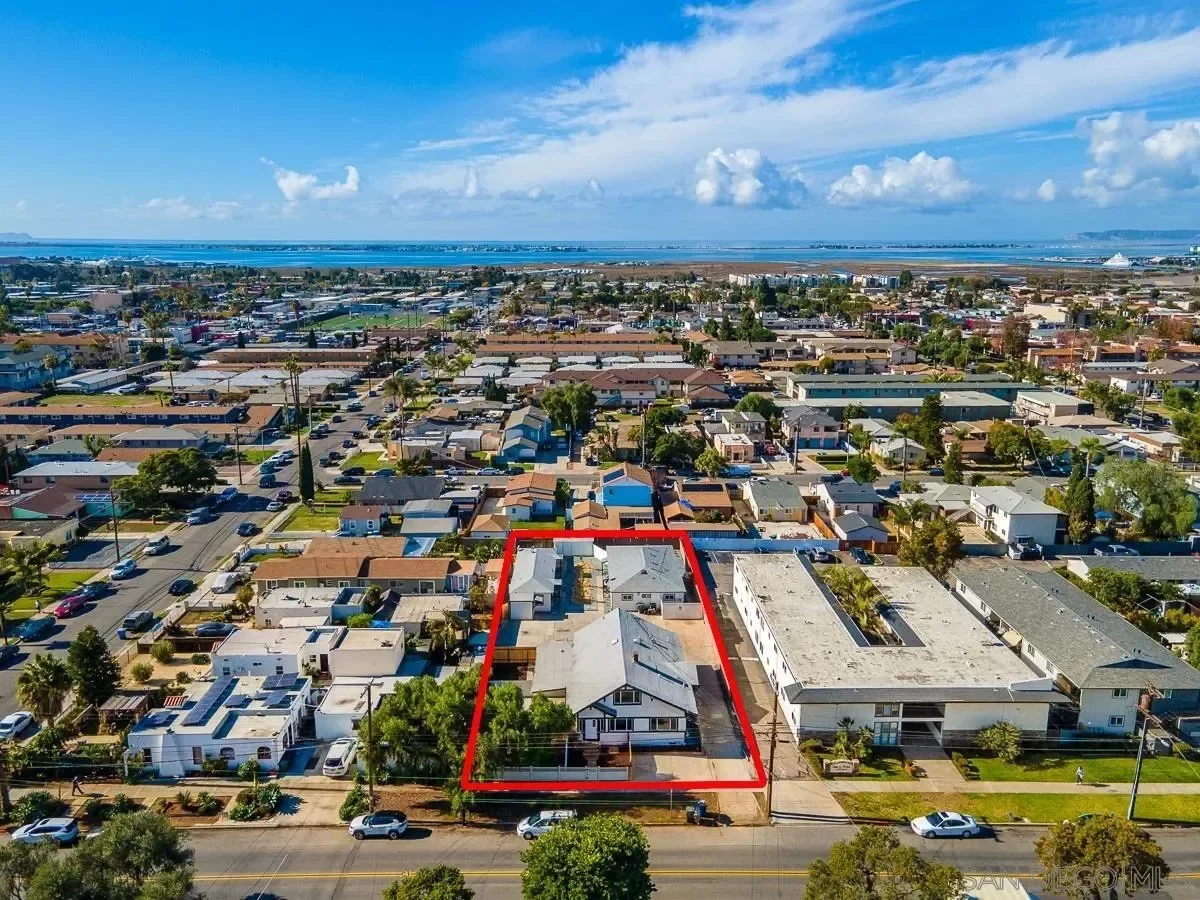 12BR Multi-Family for Sale in Chula Vista, CA