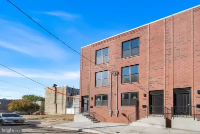 2BR Townhouse for Sale in Philadelphia, PA