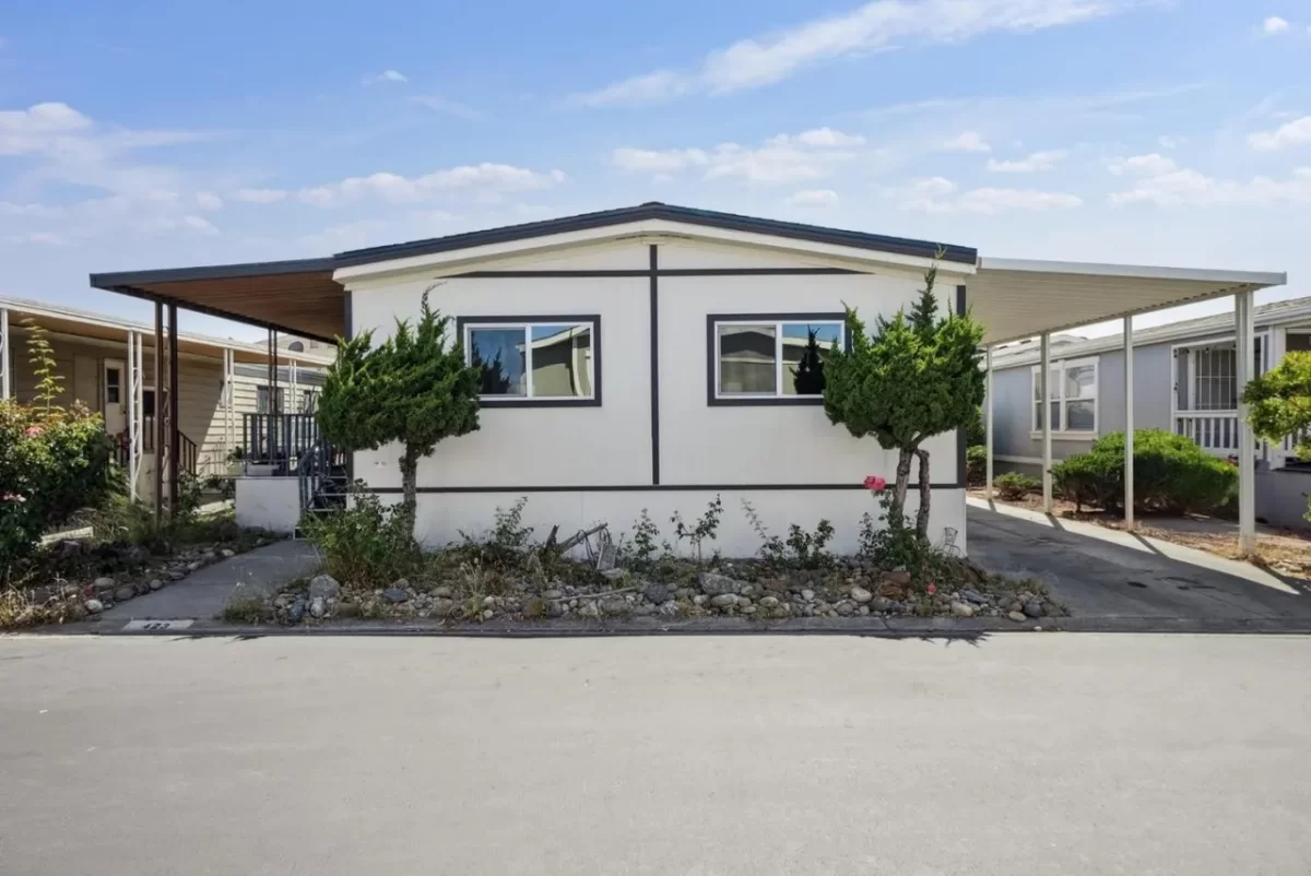 2BR Mobile Home for Sale in San Jose, CA