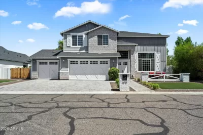 4BR House for Rent in Phoenix, AZ