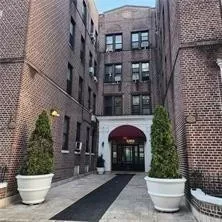 2BR Condo for Sale in Brooklyn, NY