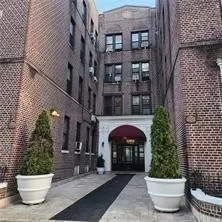 2BR Condo for Sale in Brooklyn, NY
