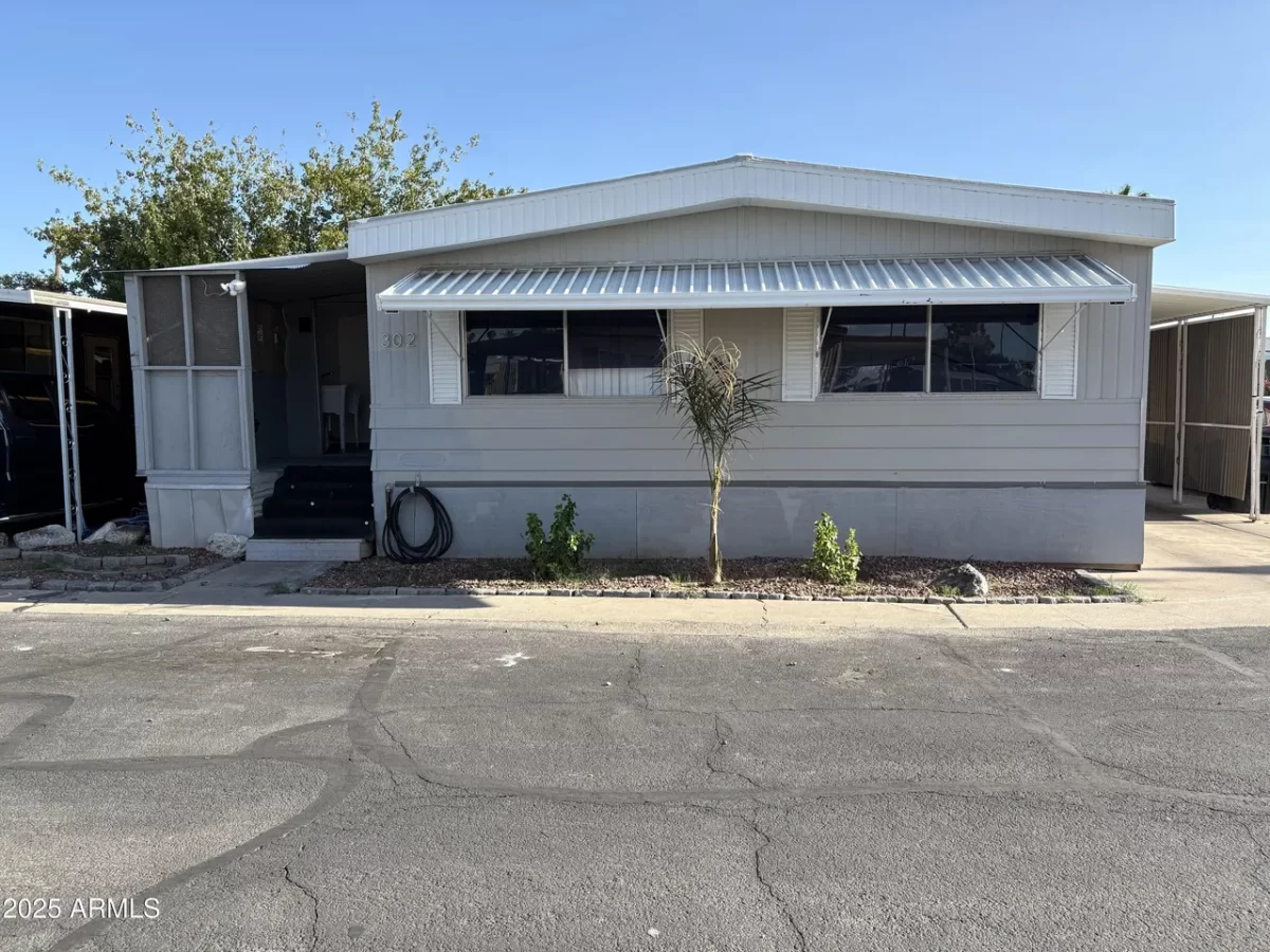3BR Mobile Home for Sale in Glendale, AZ