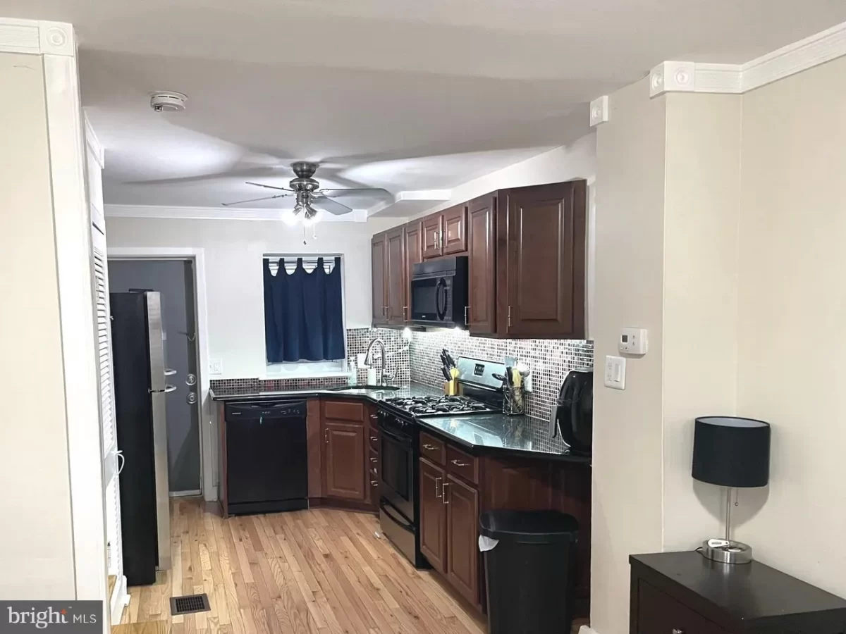 2BR Townhouse for Rent in Philadelphia, PA