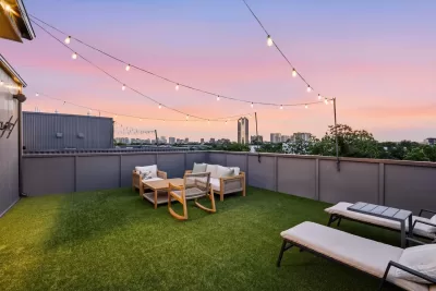 2BR Townhouse for Sale in Dallas, TX