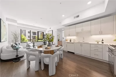 2BR Condo for Sale in Pasadena, CA