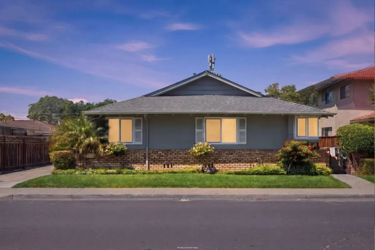 8BR Multi-Family for Sale in Santa Clara, CA