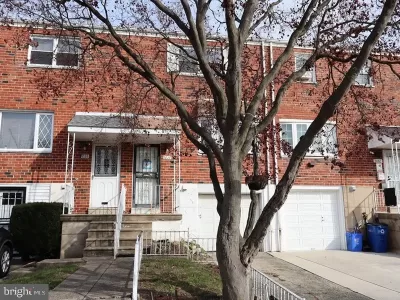 3BR Townhouse for Sale in Philadelphia, PA