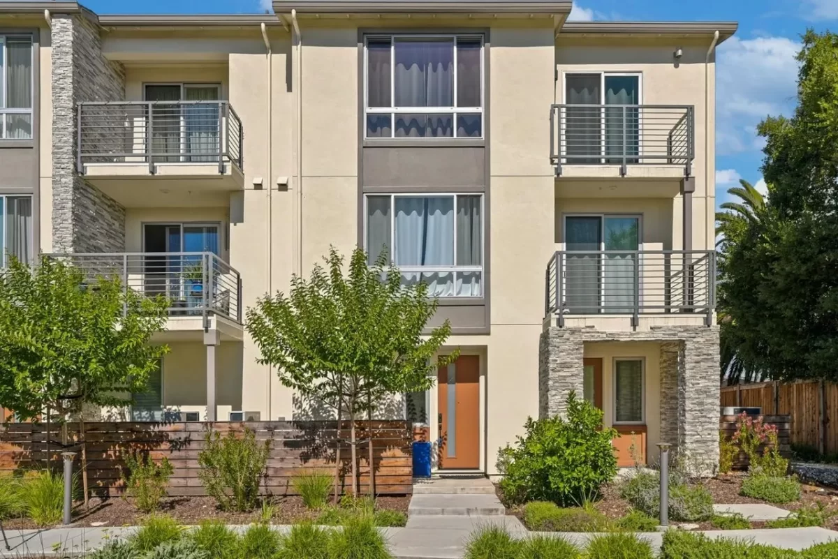 2BR Townhouse for Sale in Santa Clara, CA