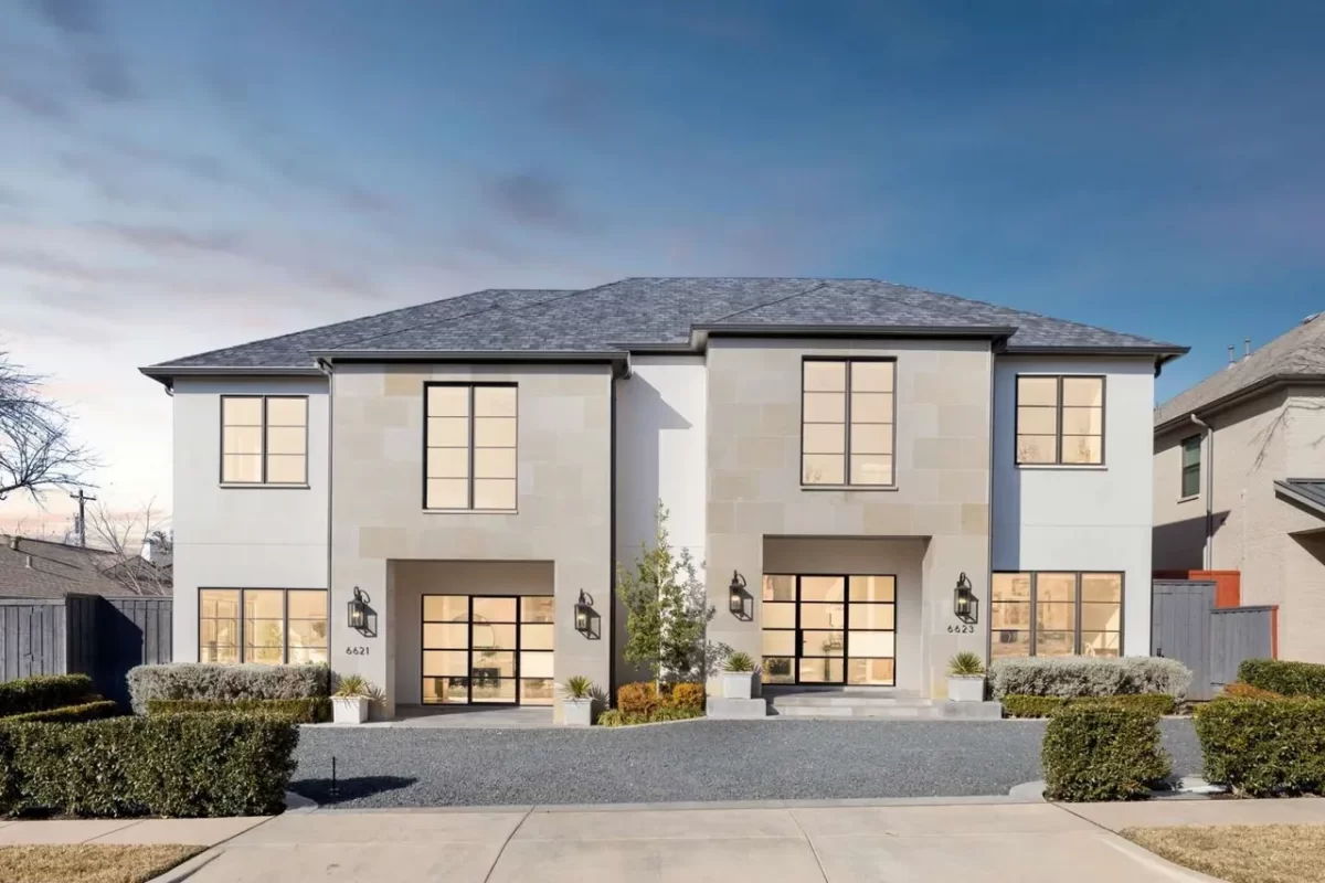 4BR Townhouse for Sale in Dallas, TX