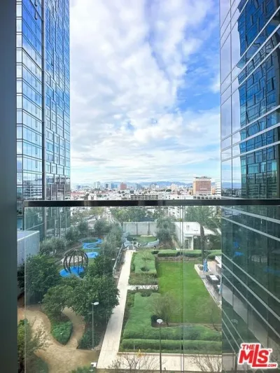 1BR Condo for Sale in Los Angeles, CA
