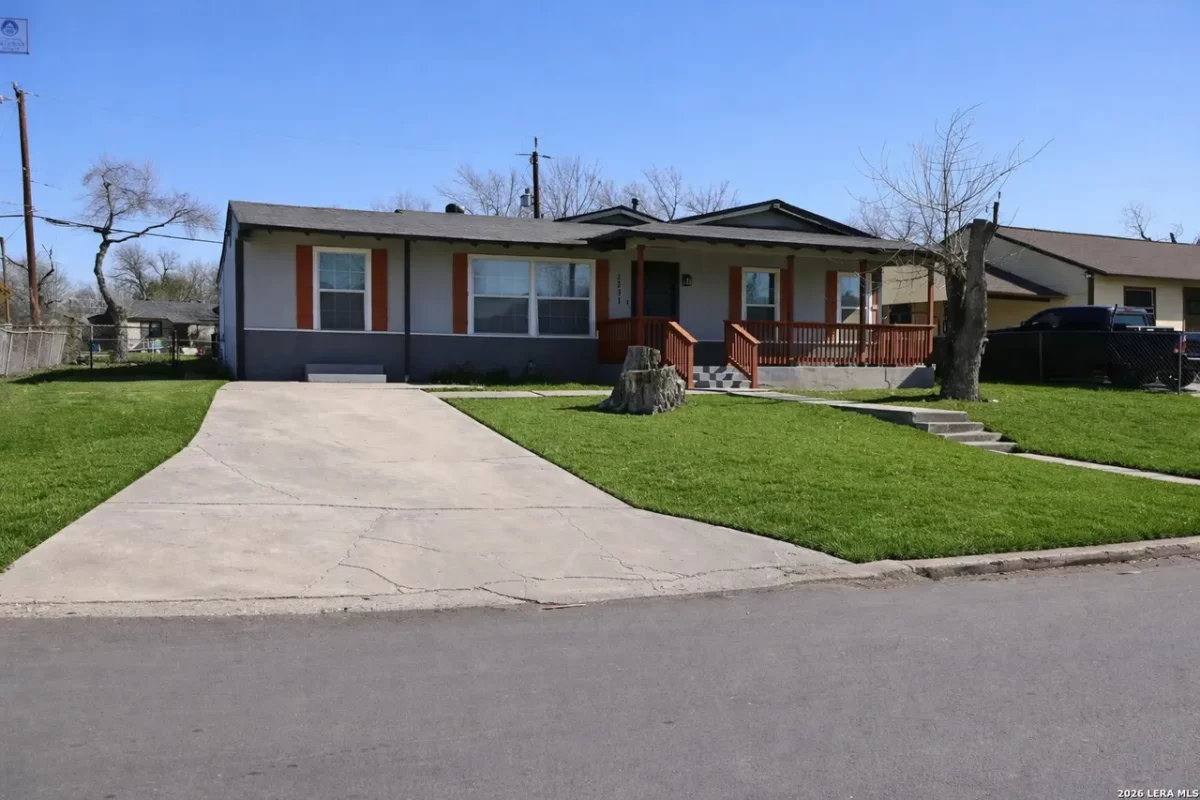 3BR House for Sale in San Antonio, TX