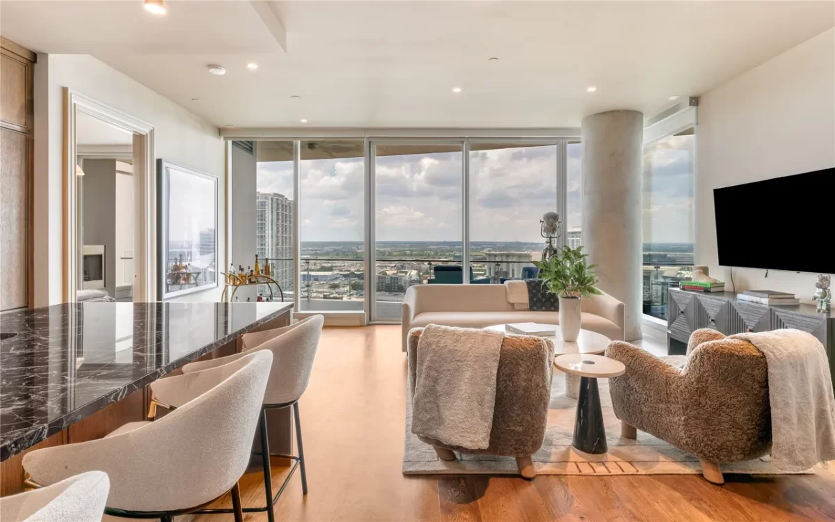2BR Condo for Sale in Dallas, TX