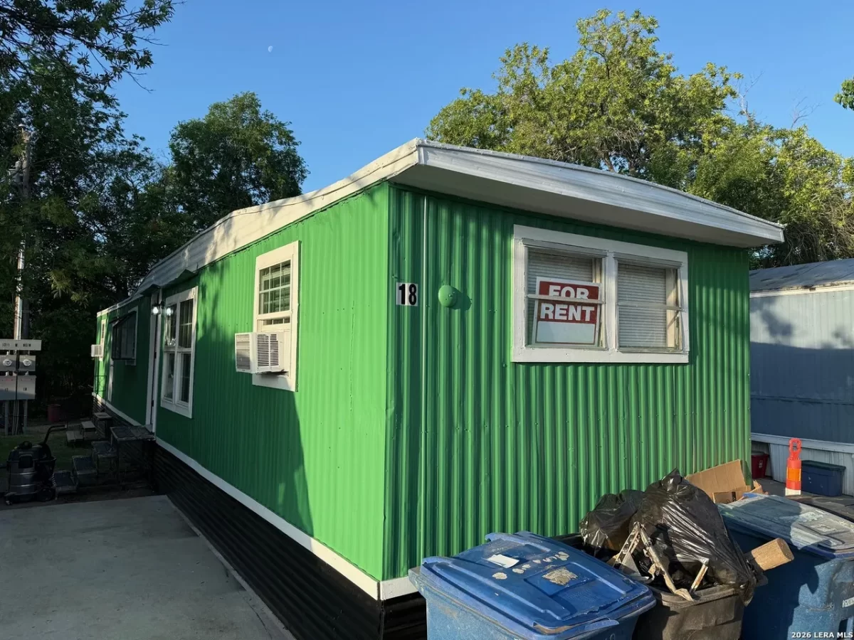 2BR House for Rent in San Antonio, TX
