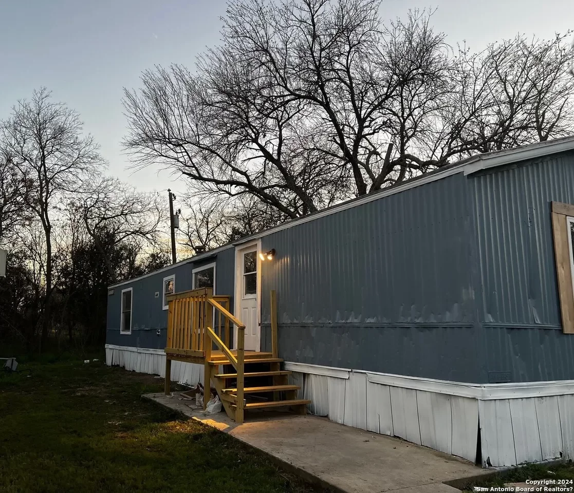 2BR House for Rent in San Antonio, TX