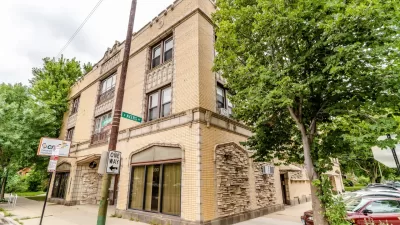 2BR House for Rent in Chicago, IL