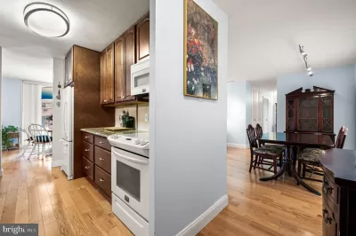 2BR Condo for Sale in Philadelphia, PA