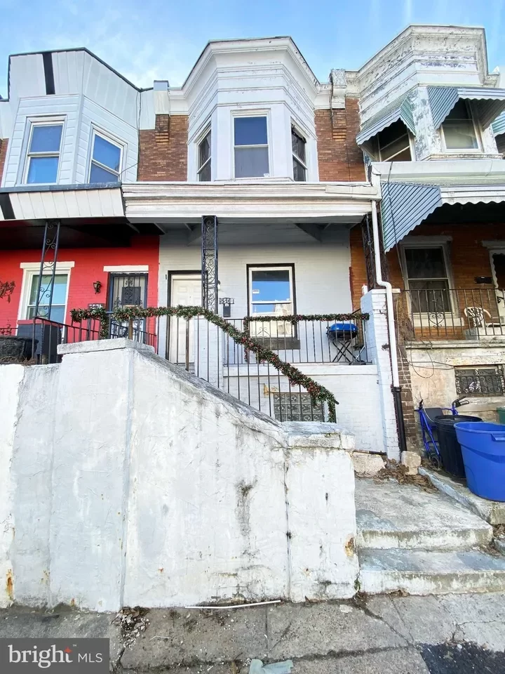 3BR Townhouse for Sale in Philadelphia, PA