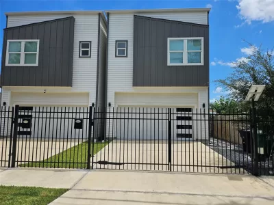 3BR House for Sale in Houston, TX
