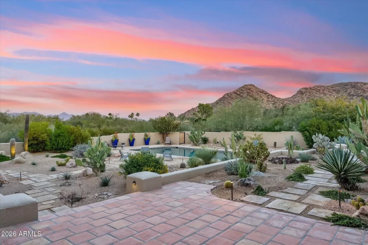 7BR House for Sale in Paradise Valley, AZ