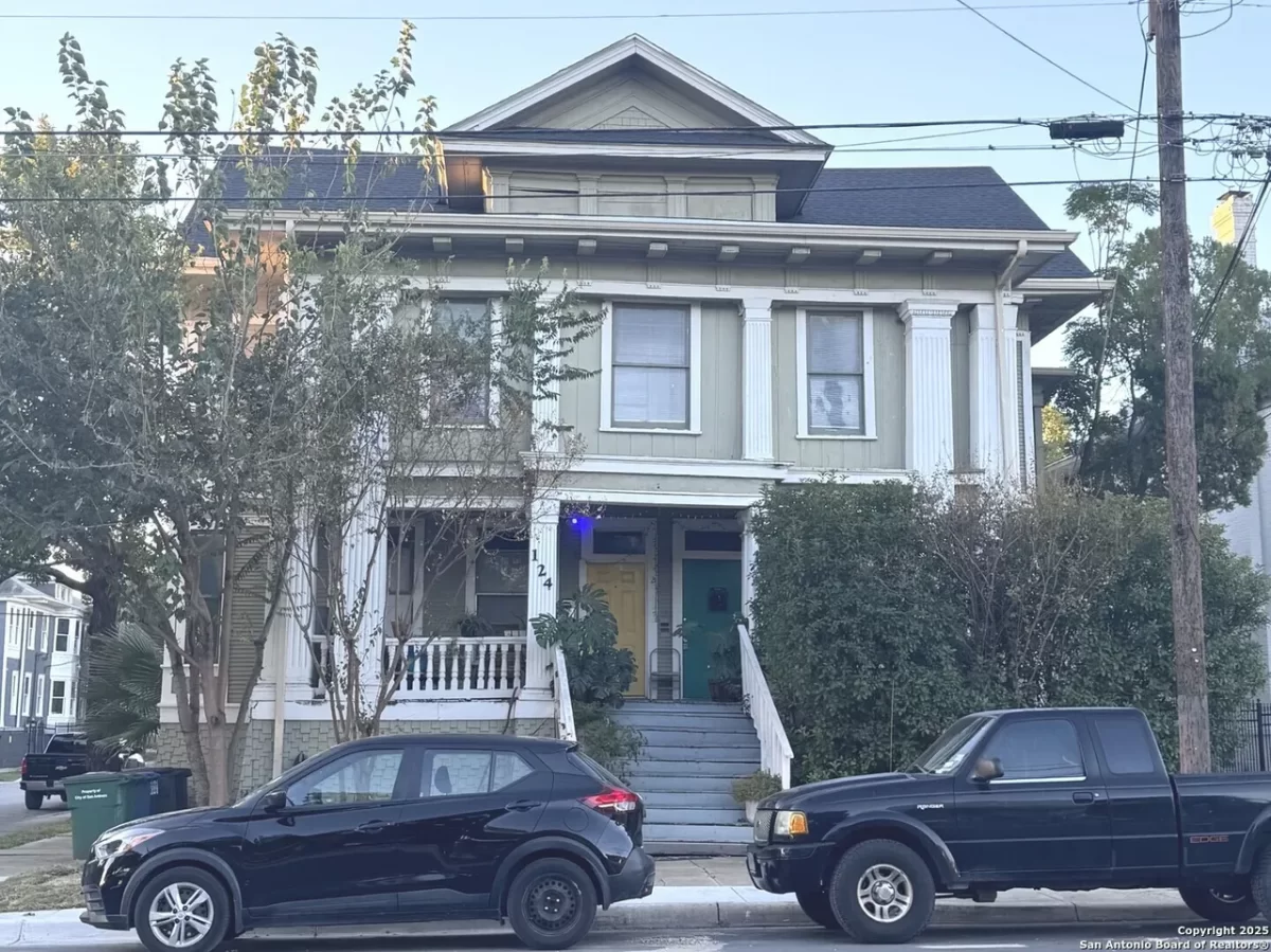 2BR House for Rent in San Antonio, TX
