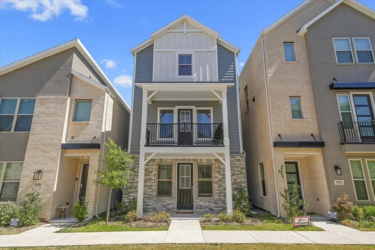 4BR House for Sale in Dallas, TX