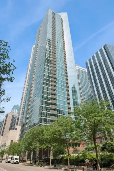 2BR Condo for Rent in Chicago, IL