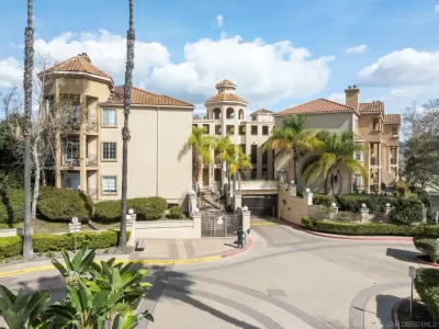 2BR Condo for Sale in San Diego, CA