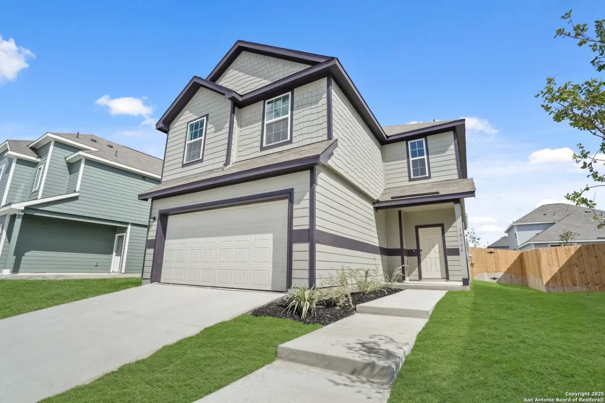 4BR House for Sale in San Antonio, TX