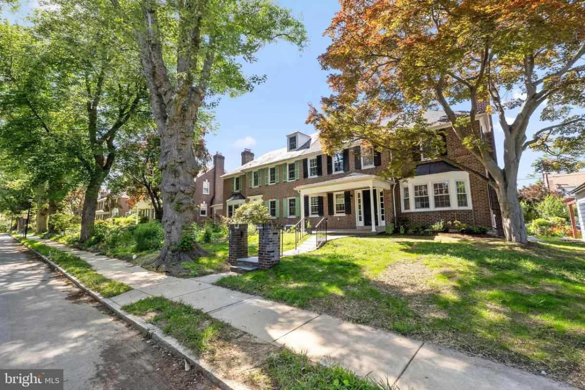 4BR Townhouse for Sale in Wynnewood, PA
