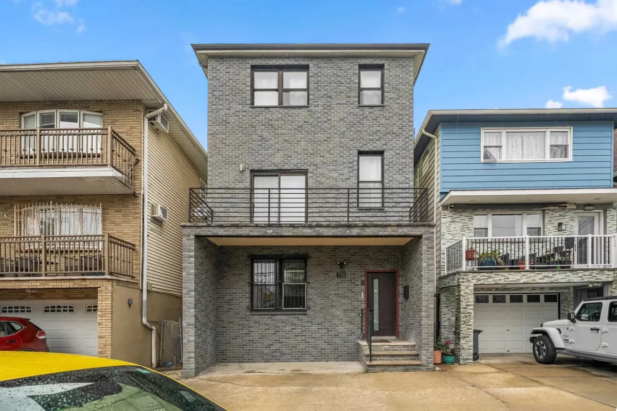 1BR Multi-Family for Sale in North Bergen, NJ