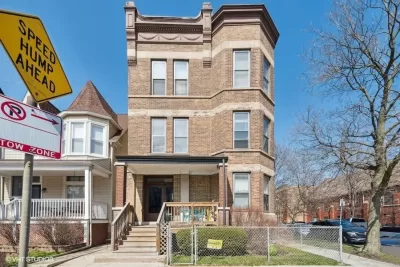 2BR Apartment for Rent in Chicago, IL