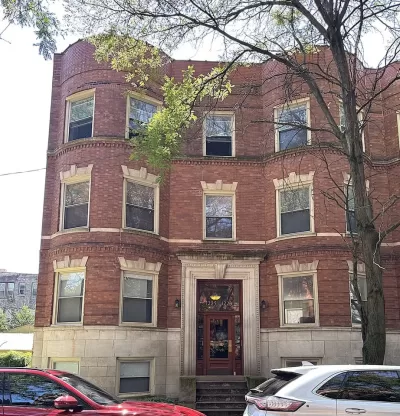 4BR House for Rent in Chicago, IL