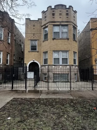 4BR House for Rent in Chicago, IL