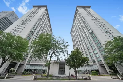 Condo for Sale in Chicago, IL