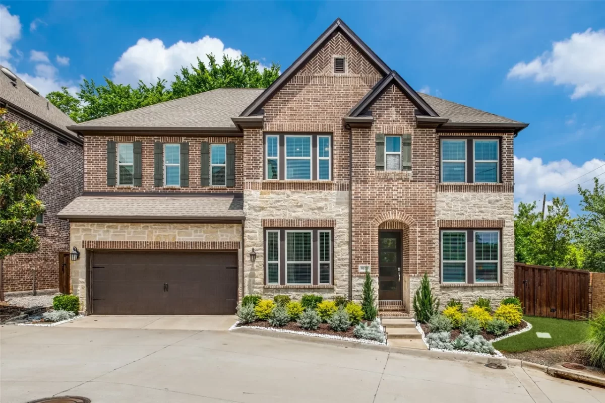 4BR House for Sale in Dallas, TX