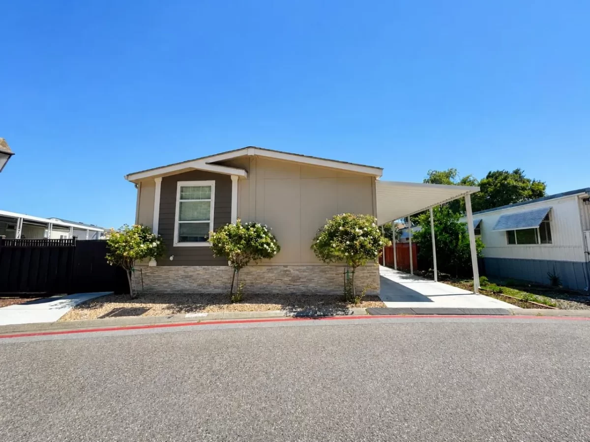 3BR Mobile Home for Sale in San Jose, CA