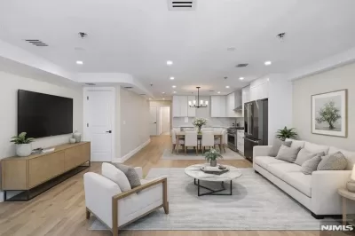 3BR Townhouse for Sale in Jersey City, NJ